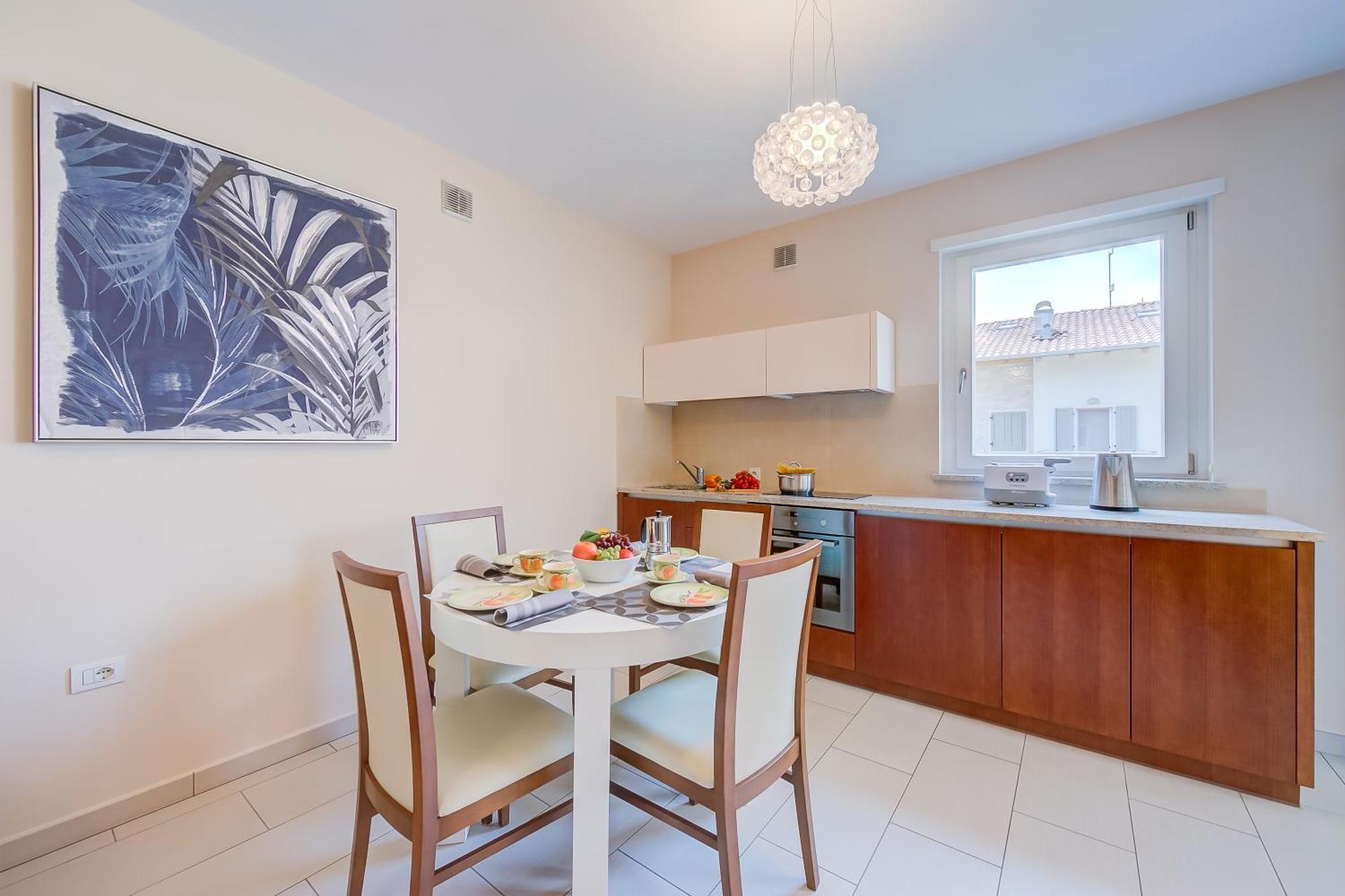 Casa Margherita Few Minutes From Lake - Happy Rentals Riva del Garda Eksteriør billede