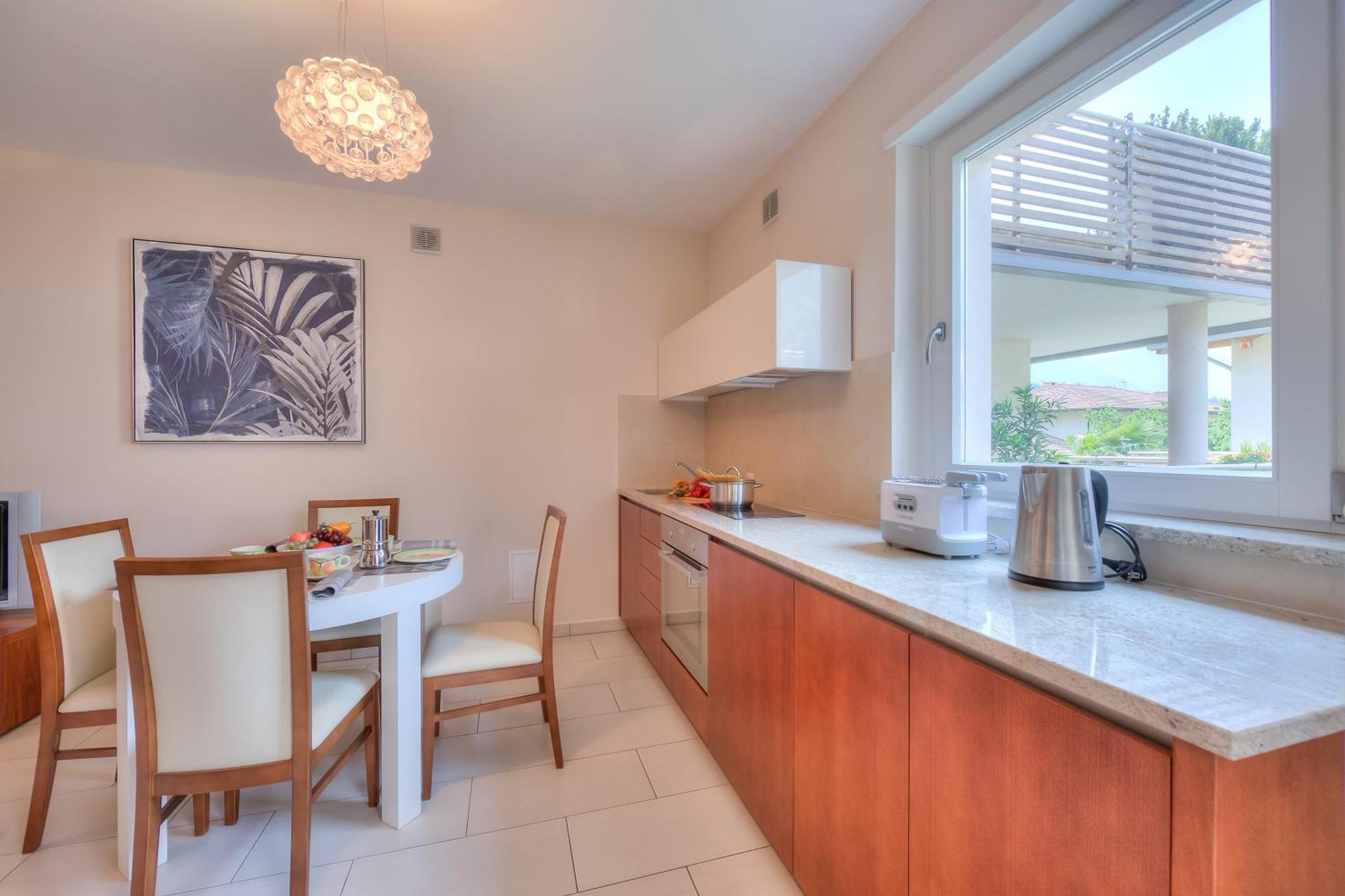 Casa Margherita Few Minutes From Lake - Happy Rentals Riva del Garda Eksteriør billede