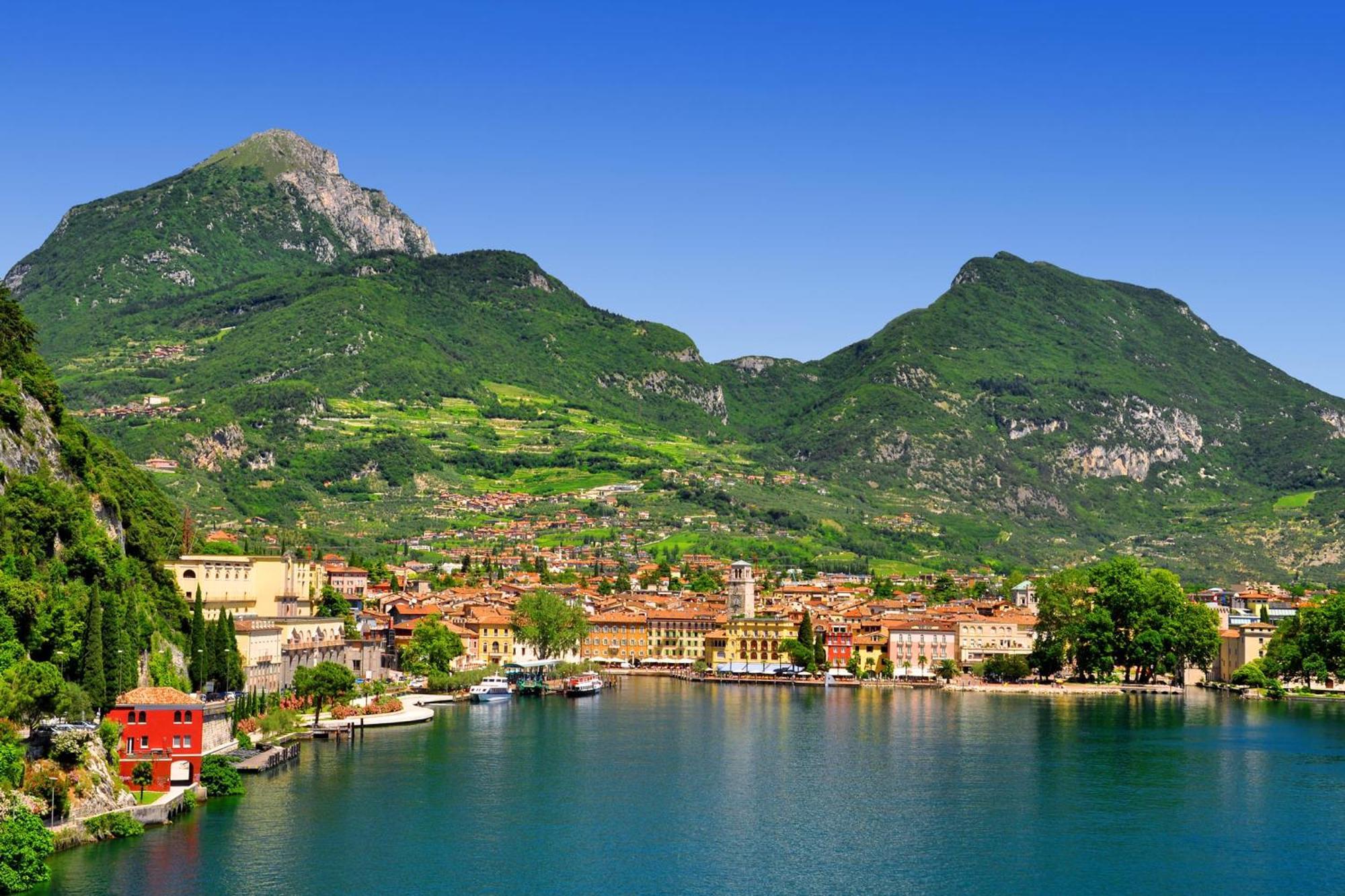 Casa Margherita Few Minutes From Lake - Happy Rentals Riva del Garda Eksteriør billede